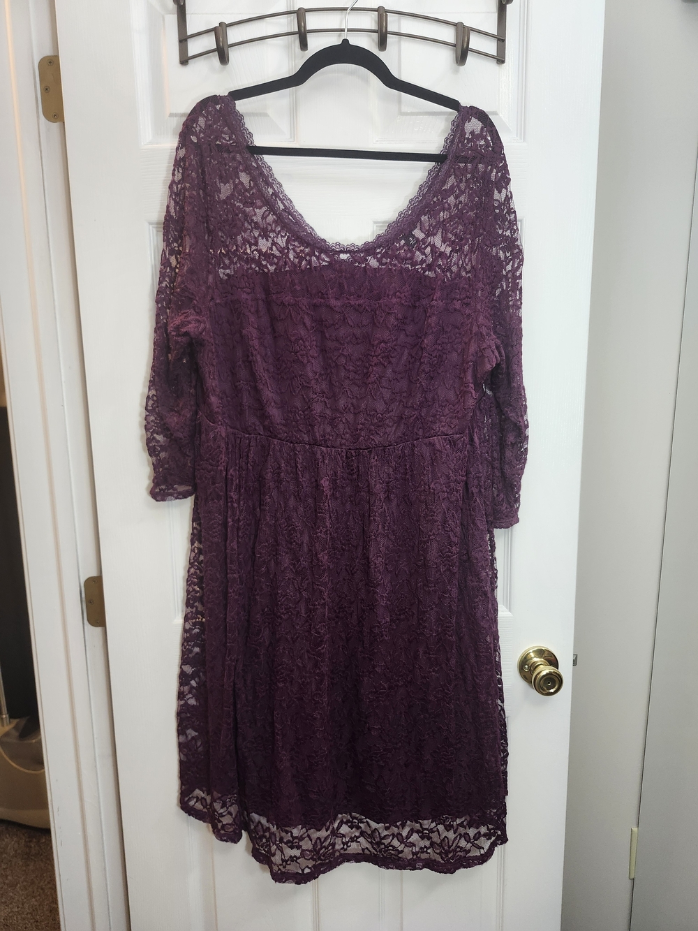 Torrid Plum Lace Scoop-Neck Midi Dress, Torrid 3 = 3X